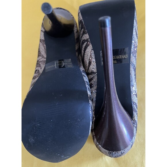 Charlotte Russe Gold Glitter Animal Print Stiletto Heels Size 7 EUC - Picture 4 of 5